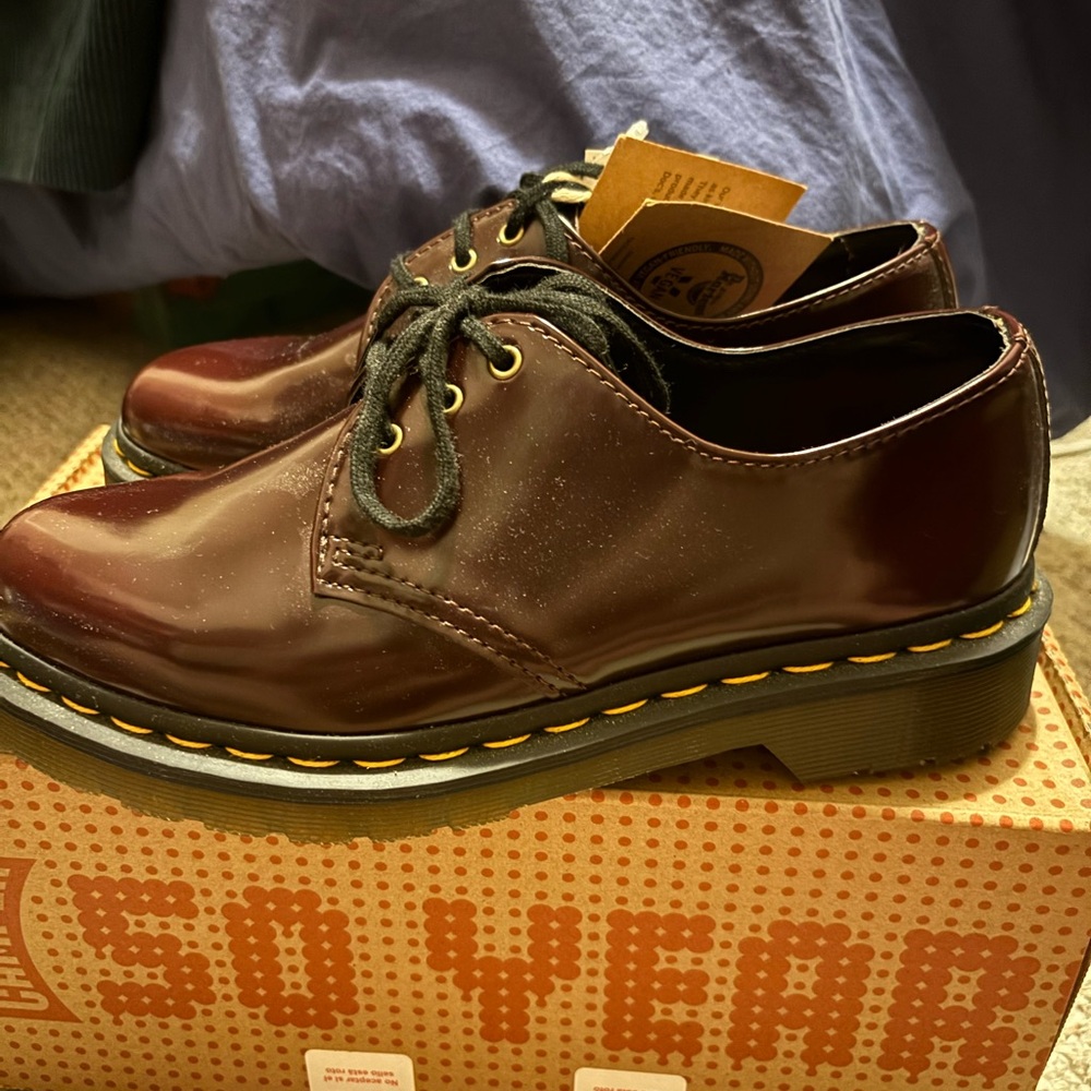 Dr. Martens Dark cherry red vegan Oxford